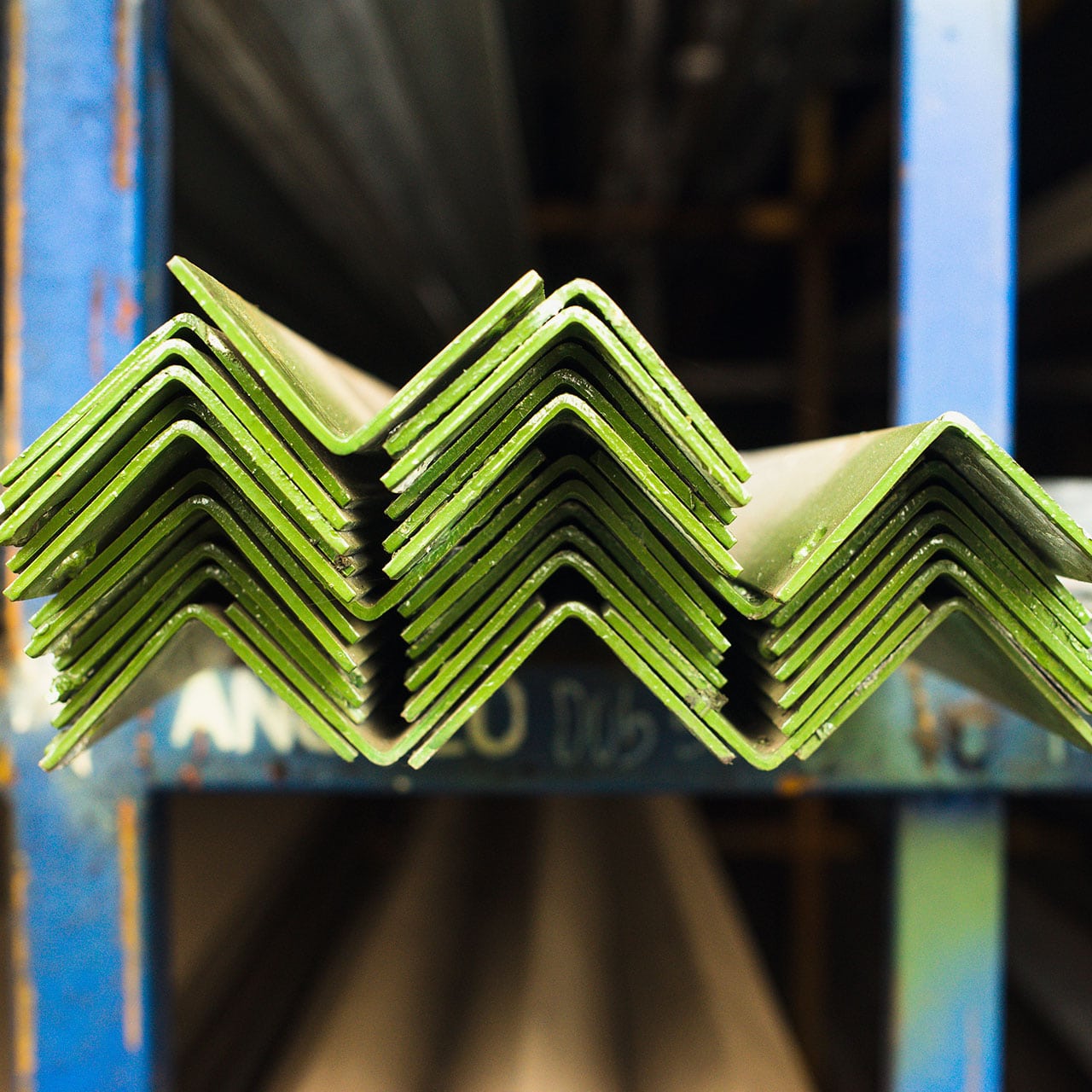 Ángulo Doblado Galvanizado Inmersión