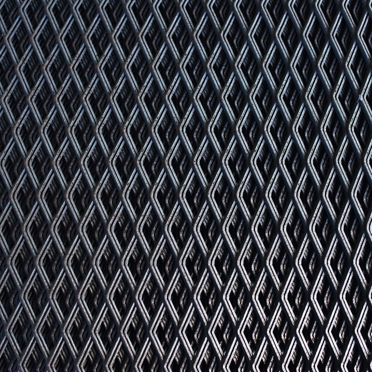 Metal Desplegado Negro