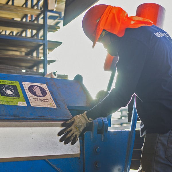 Autoservicio de hojalatería