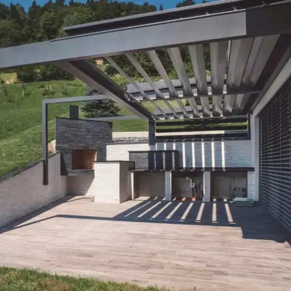 Pérgola abierta de acero